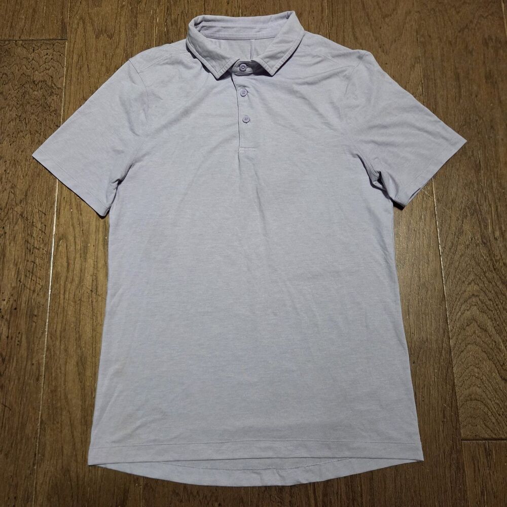 Lululemon Mens Evolution Polo Shirt Lavender Short Sleeve Pique Size Medium